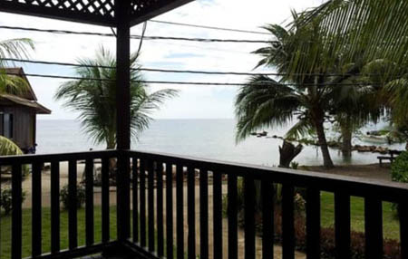 TIOMAN HOUSE - Bungalow Deluxe - 1 x double bed + 1 x single bed-View1